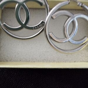 Cc Silver Interlocking CC Hoop Earrings